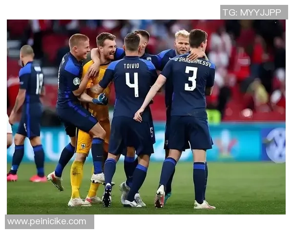 赫尔辛基与玛丽港的魅力对决探索芬兰与奥兰群岛的独特风情与文化