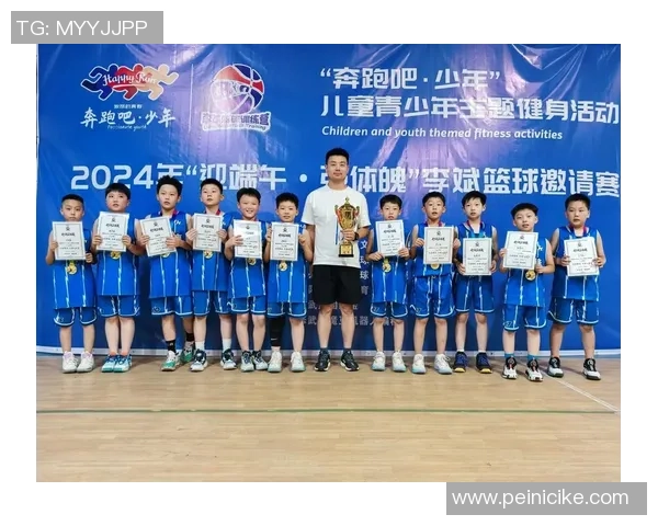 重庆足球队的拼搏之路精英赛特别报道见证荣耀与挑战